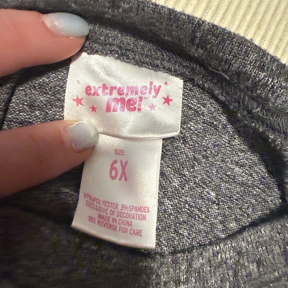 Gray and Pink Crewneck Sweatshirt with Vibrant Graphic - Picture 6 of 6